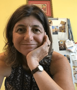 headshot of DHC 23-25 faculty fellow Delia Cosentino