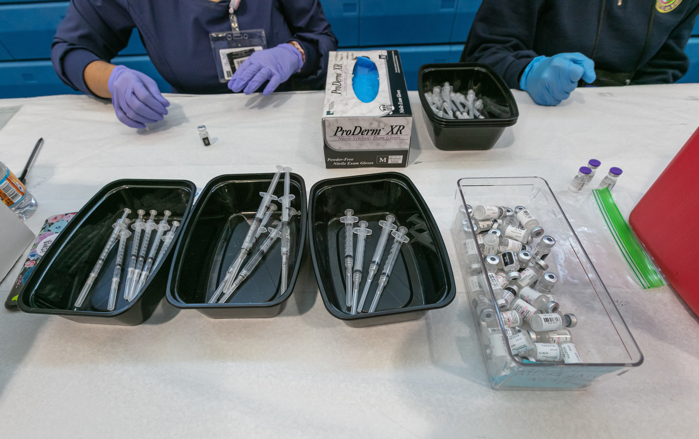 needles and covid vaccines