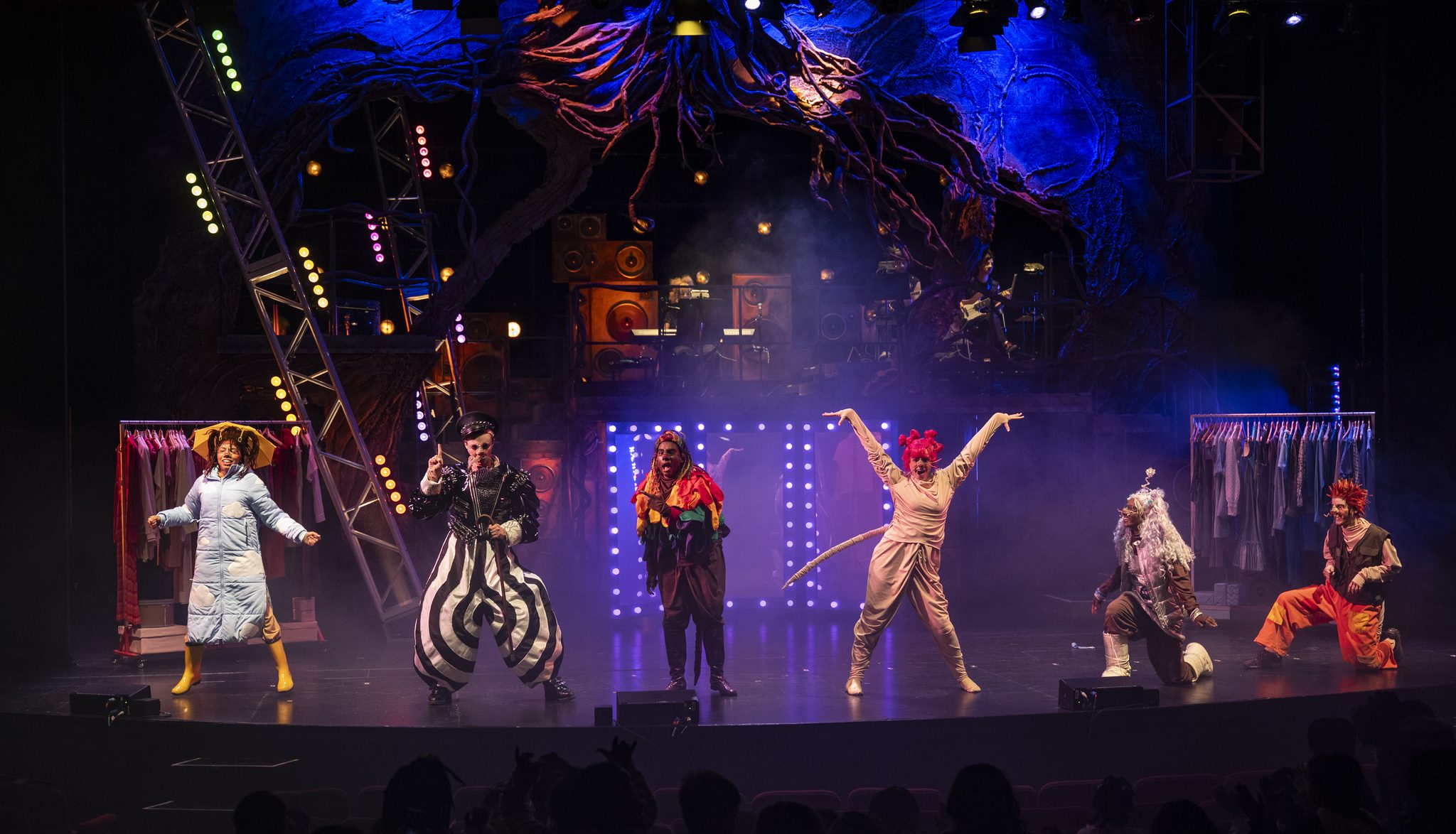 TTS-Naked Mole Rat Gets Dressed-005.jpg