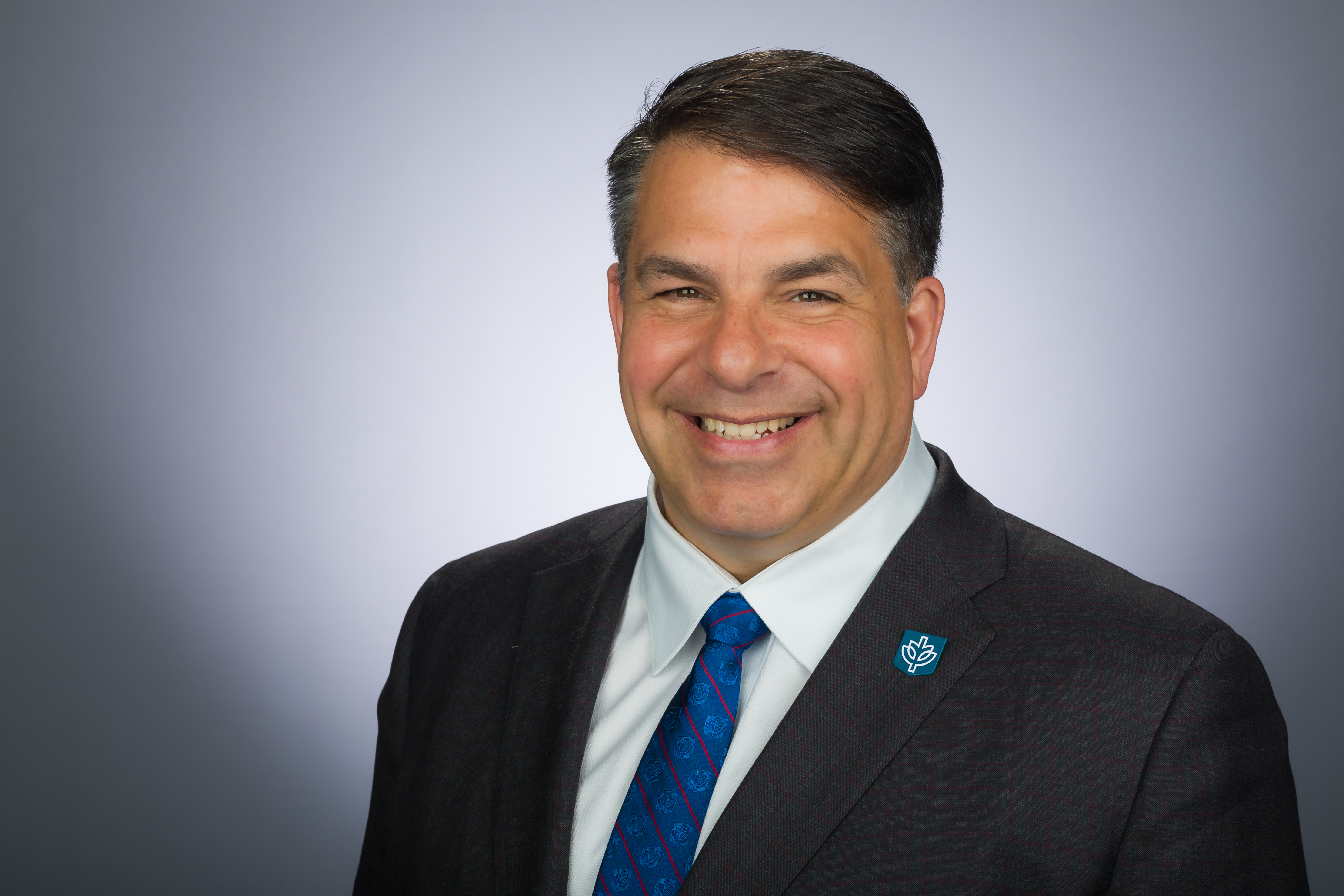 Dr. Robert L. Manuel