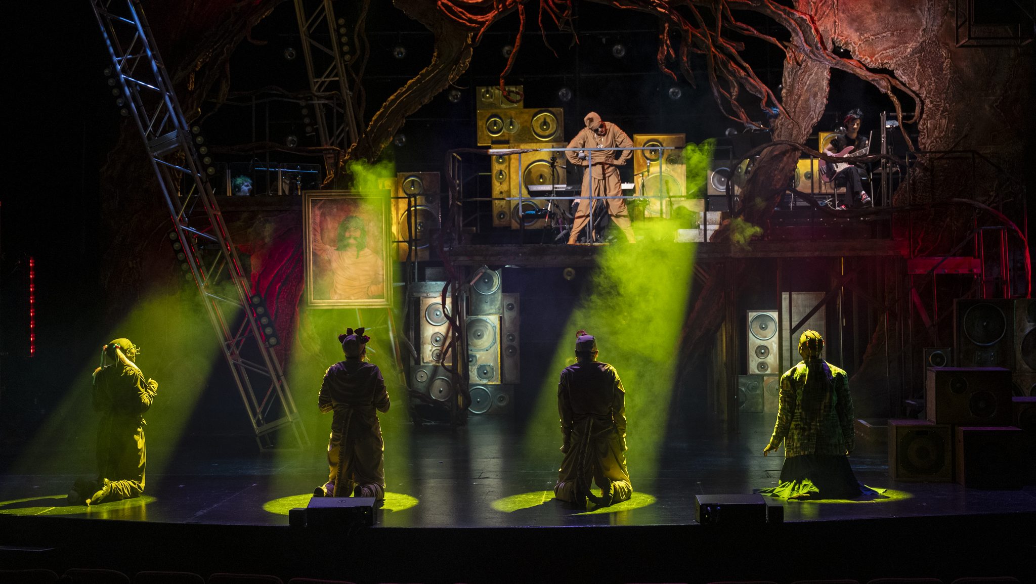 TTS-Naked Mole Rat Gets Dressed-003.jpg