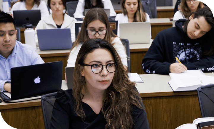 DePaul Law Students At Lecture - Building Your Foundation