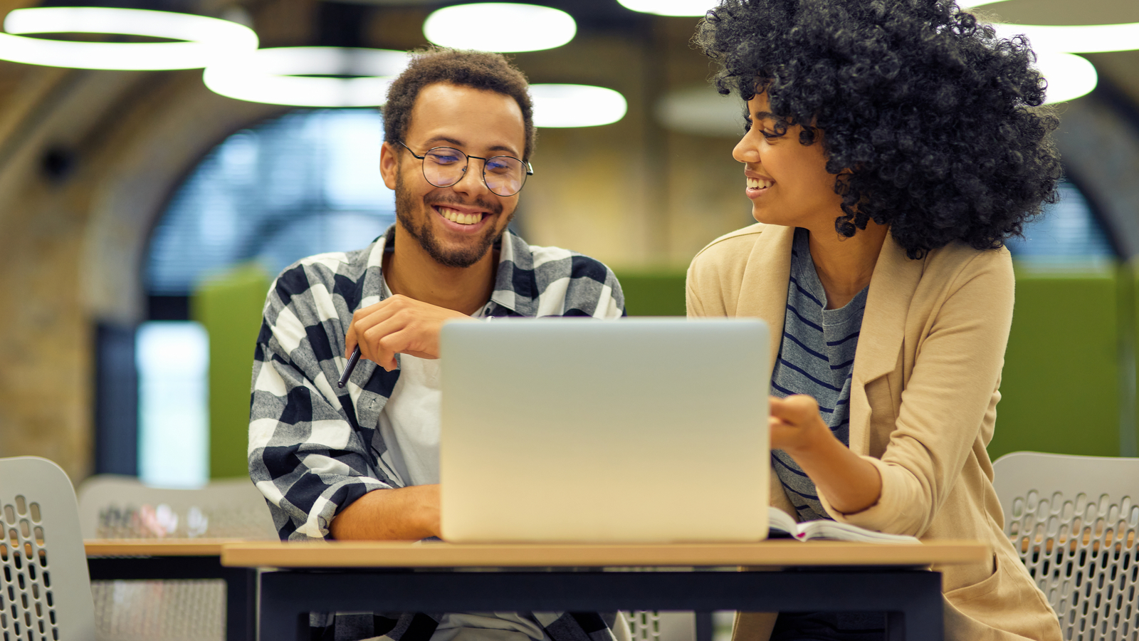 Apply Hero Raw Image.jpeg