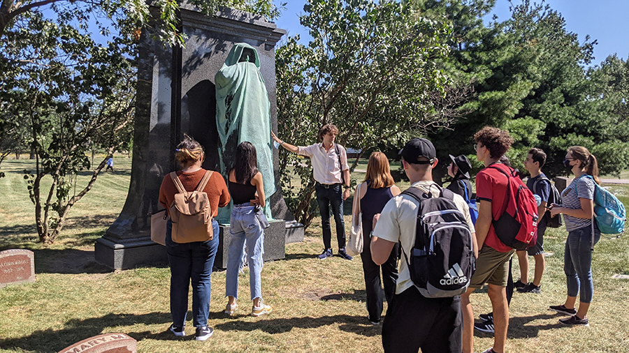 faculty and students at Graceland Cemetery