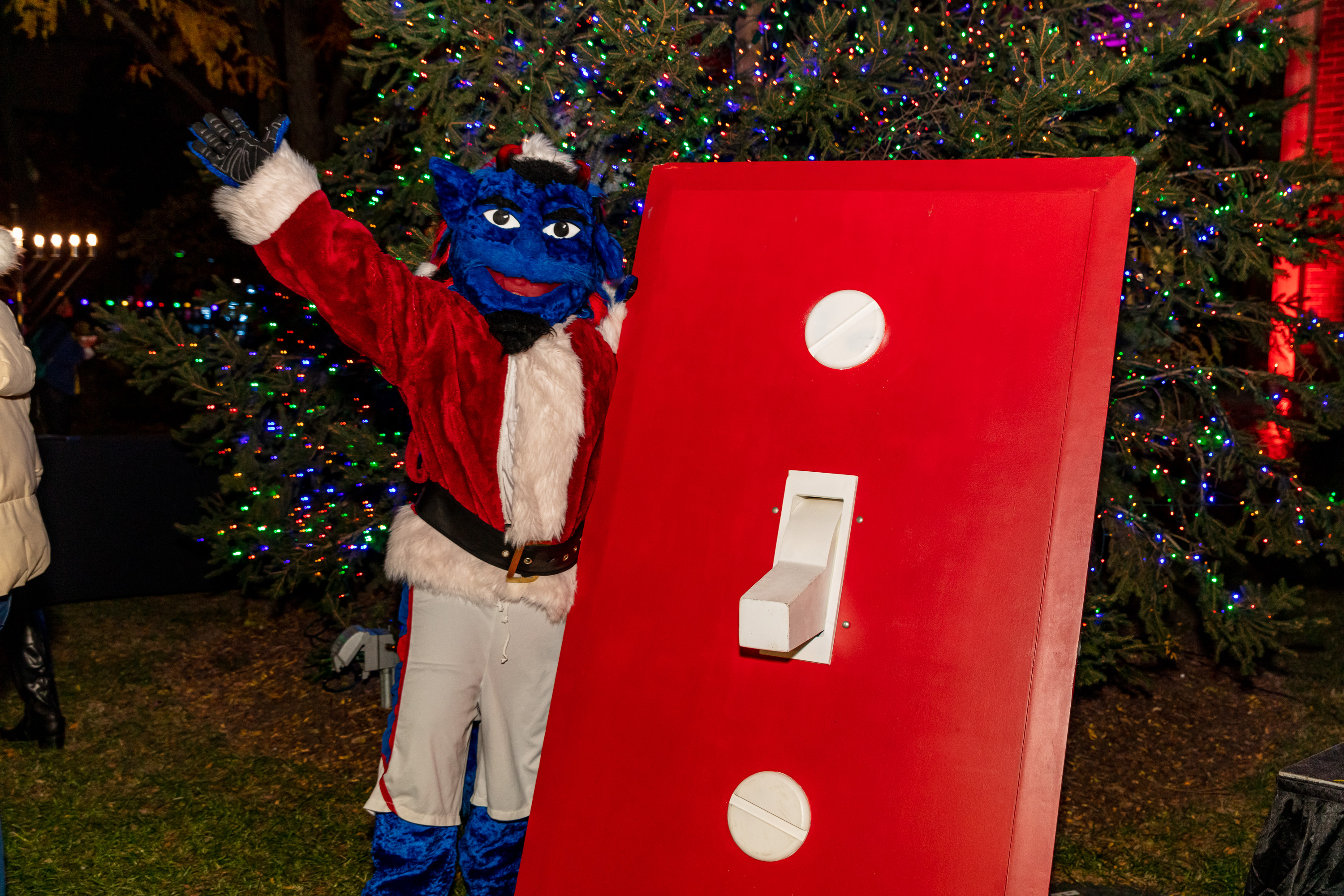 DIBS at Tree Lighting Ceremony