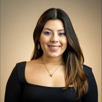 Headshot.Kathia resized