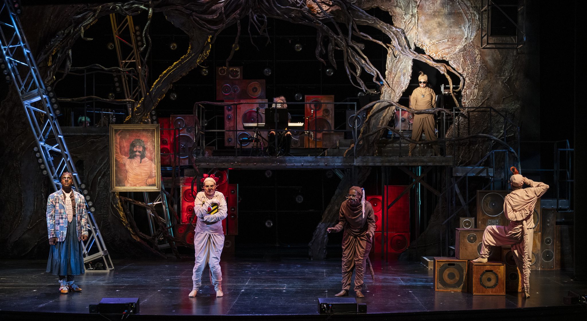 TTS-Naked Mole Rat Gets Dressed-002.jpg